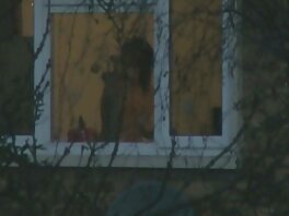 ჯენიფერ უაითი და მარკ ვუდი Naughty Bookworms- ში