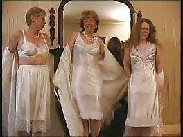 Joslyn's Kitchen Hypemares ვიდეო (ჯოსლინ ჯეიმსი)