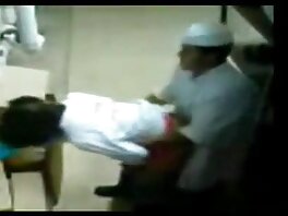 რაჰინდი ჯეიმსი არის დიკი მოსიყვარულე დემი